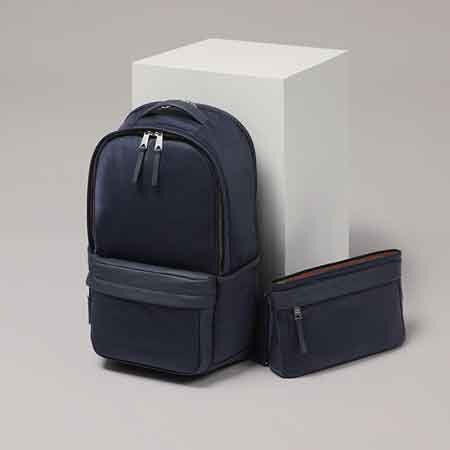 オン、オフの多彩なシーンに馴染む新作バッグ