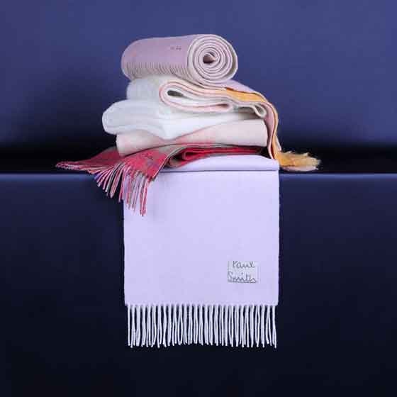 【秋冬】現行モデル ポールスミス ダウンマフラー 中綿入り ロゴ ペイズリー柄 ポール・スミス(Paul Smith) レディースマフラー | 通販・人気