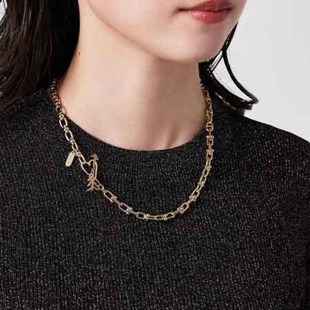 シーズンムード高まる、新作ジュエリーが登場