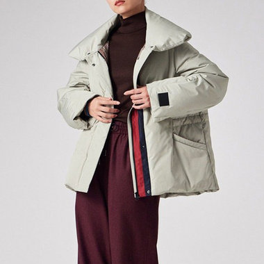 寒い日もアクティブに過ごす、ショート丈アウター