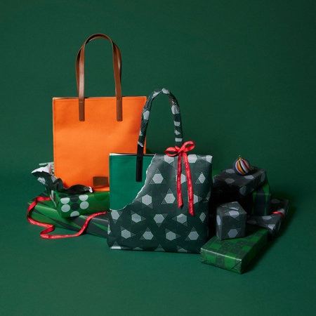 スタイルに合わせて選ぶ、メンズ新作バッグ