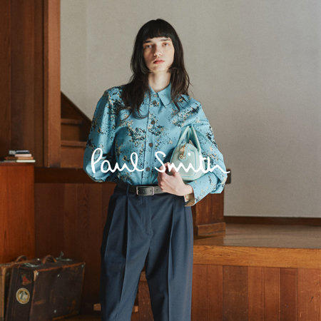 装いに品よく寄り添うバッグ