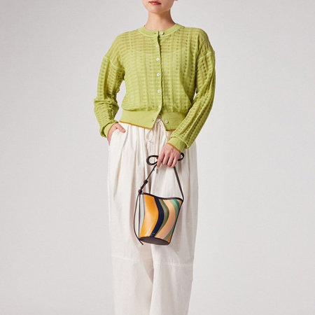 初夏のおしゃれに欠かせない軽羽織り