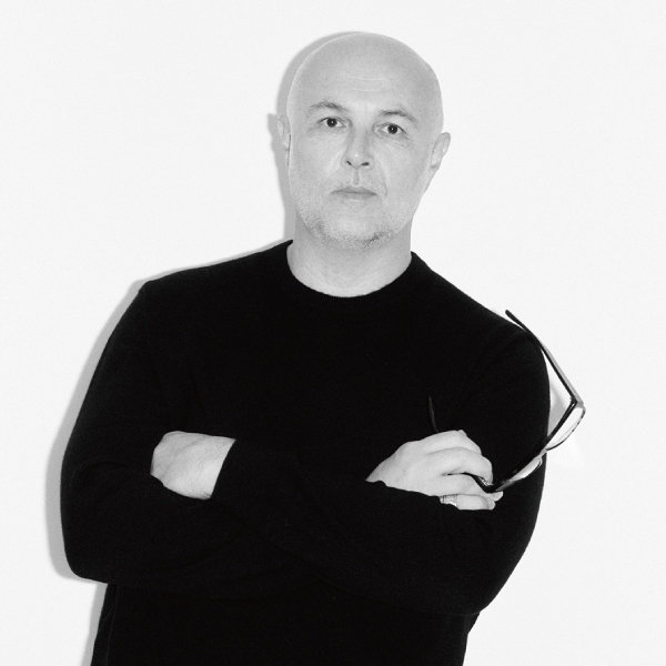 【新クリエイティブ・ディレクター】マリオ・アリーナ