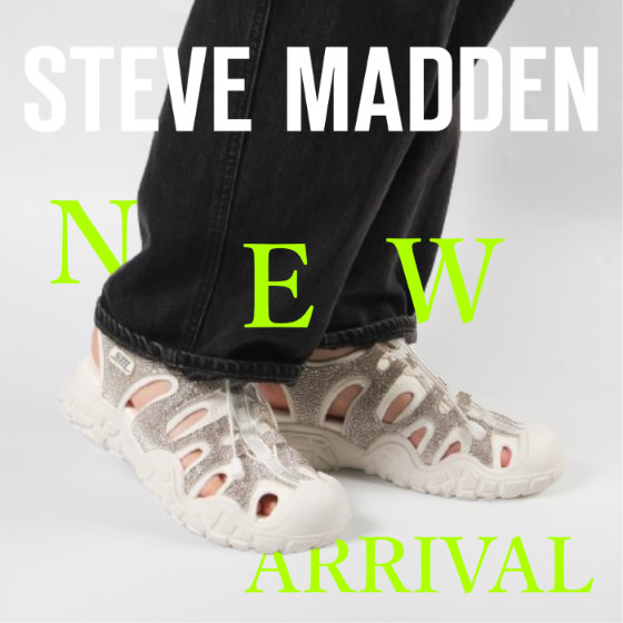 輝きも、快適さも、アクティブに楽しむ夏へ。新作ハイブリッドサンダル♪