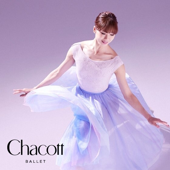 ノーソーイングニット素材を使用した、清涼感あふれるレオタード