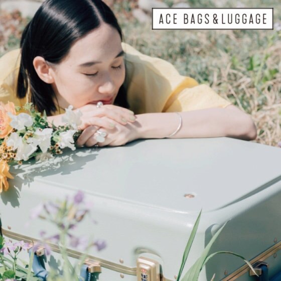 レトロカーをイメージした女子旅スーツケース「HaNT メトロノーム」