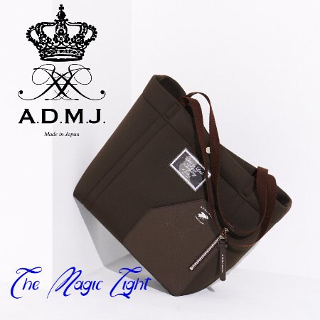 春の装いにベストマッチな The Magic Lightシリーズ