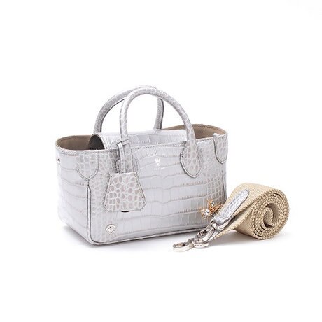 極美品✨ アンミカ着用　エスカーダ　ミスマルガレッタ　ショルダーバッグ andmikka(アンドミッカ） コンビスクエアショルダーバッグ（ショルダー