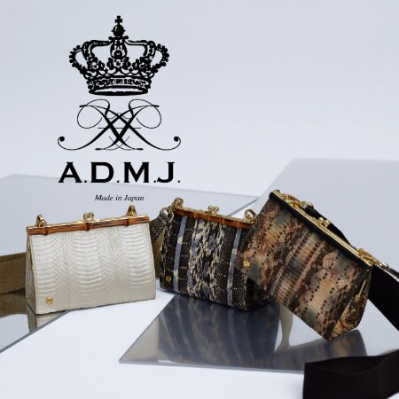 スネークレザー クロスボディバッグバッグ