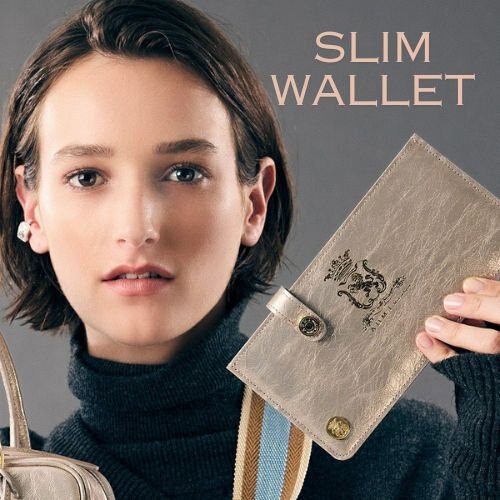 「お札を折らずにしまえる」薄型のウォレット