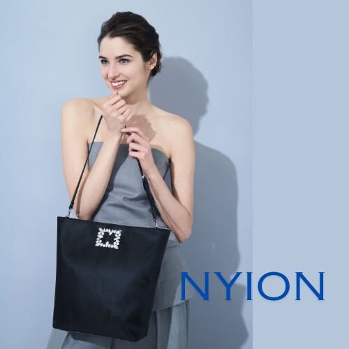 クラッチとしても使える2wayワンショルダー