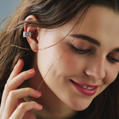 【アクセサリー登場 】日常からセレモニーまで使いまわせるコスチュームジュエリー