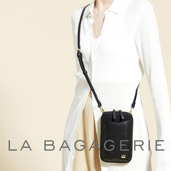 【LA BAGAGERIE】様々なシーンで便利なミニショルダーバッグ