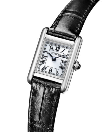 CITIZEN 【電池交換不要】ヴィンテージ調の小ぶりなスクウェアウオッチ EG2790-12A