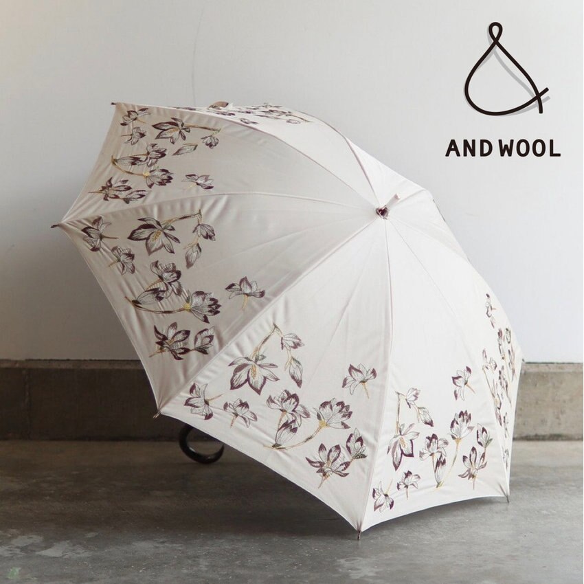 夏の強い日差しから肌を守ってくれる【晴雨兼用日傘 モクレン刺繍】UV紫外線カット率99％以上