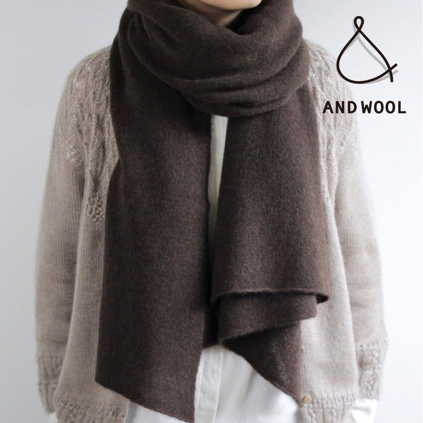 もっちりしていて「やわらかくあたたかい」ずっと包まれていたい最高品質の肌触り【ヤク100%のストール】