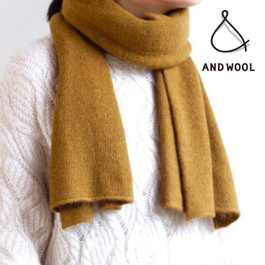 昔ながらの手編み機で1枚1枚編み上げる【カシミヤセーブルのストール】空気をたっぷりと含んだやわらかいニット