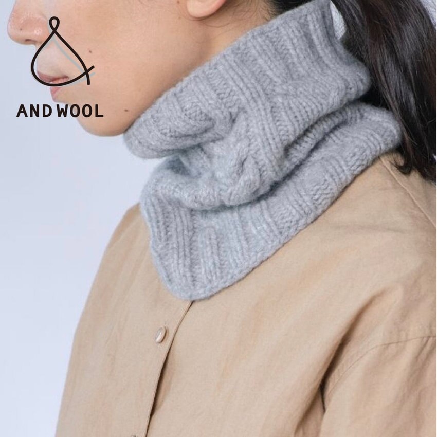 【ケーブル模様がかわいいスヌード】首周りの肌触りも気持ちいい「特別なウール100%の糸 SUPER ZEA」で作りました