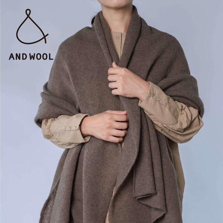 「もっちりしていて・やわらかく・あたたかい」1枚1枚手編み機で仕上げる最高品質の肌触り【ヤク100%のストール】