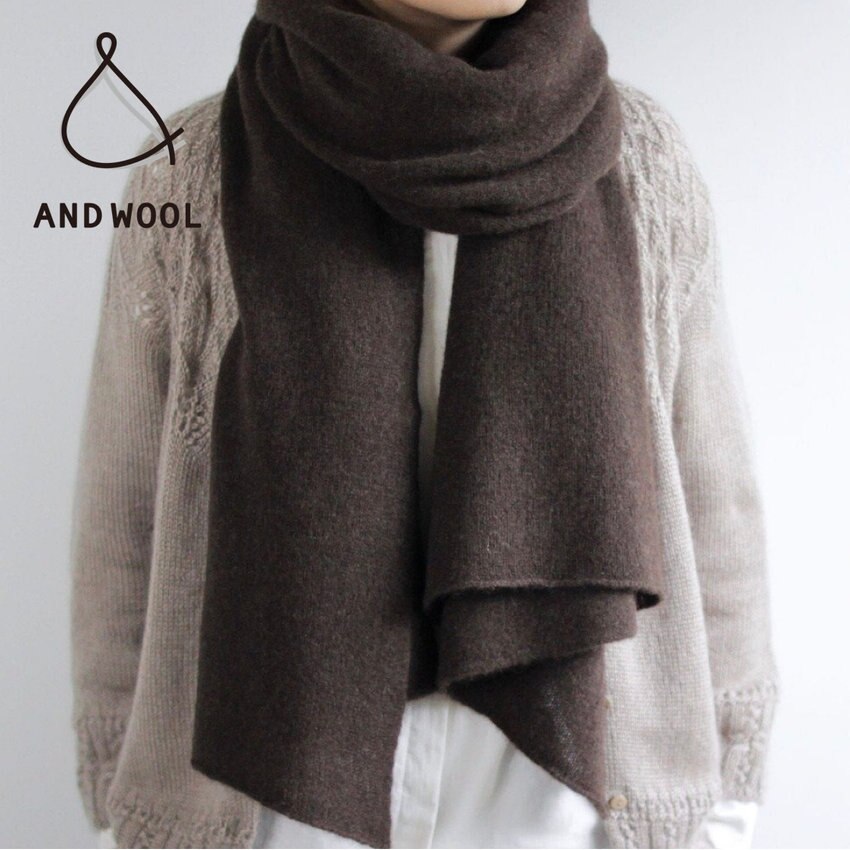 「もっちりしていて・やわらかく・あたたかい」1枚1枚手編み機で仕上げる最高品質の肌触り【ヤク100%のストール】