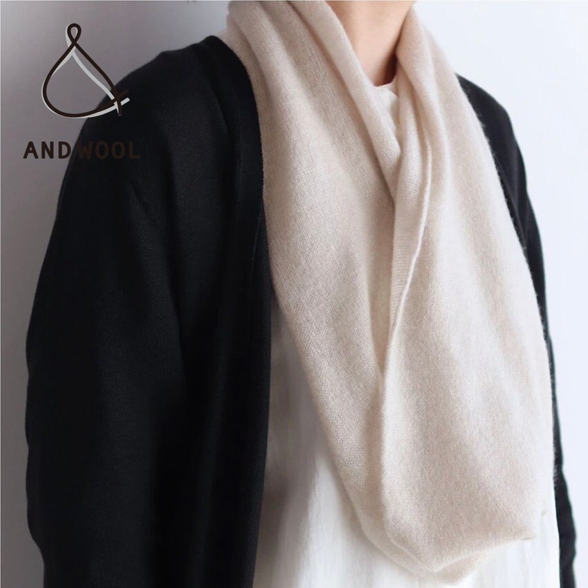 【ホワイトカシミヤ100%シリーズ】今シーズン一番人気の「スヌードタイプ」寒い日の室内着用としてもお役立てください