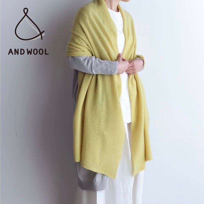 一番人気【ホワイトカシミヤ100%の大判ストール】手編み機で1枚1枚仕上げました「春の装いには明るいカラーを」