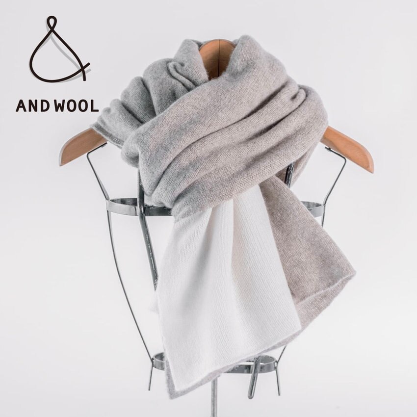 春は明るい色を!!【ホワイトカシミヤ100%の大判ストール】巻き方で色のアクセントを楽しめる「ツートンカラー」