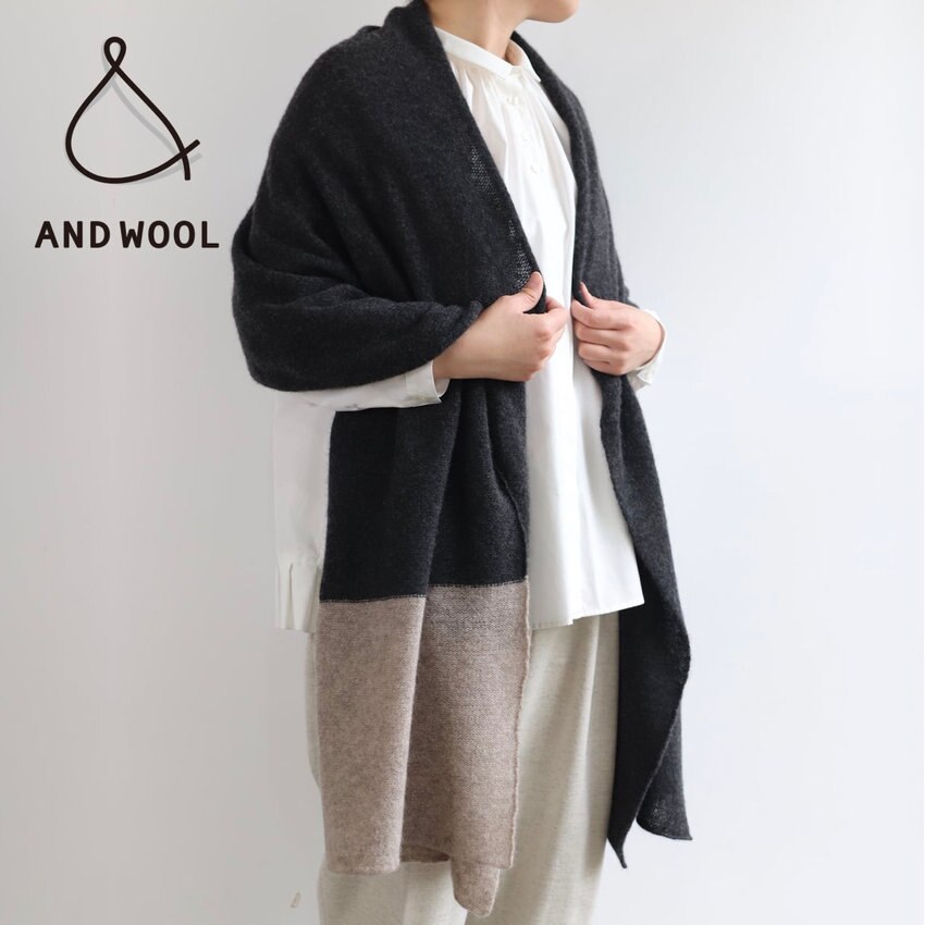 「ブラウス1枚ではちょっと寒い…」そんなときにサッと羽織れる大判ストール【人気のホワイトカシミヤ100%素材】