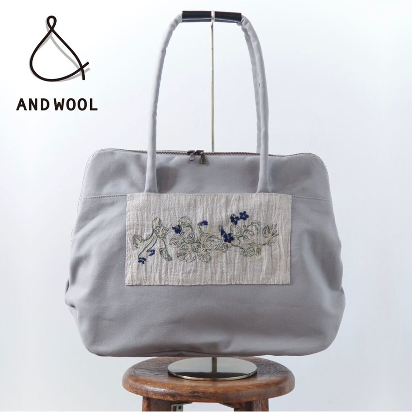 【春の小旅行におすすめ!!】大容量でも見た目はすっきりコンパクト「スミレ押し花刺繍バッグ」上品な装いを引き立てます