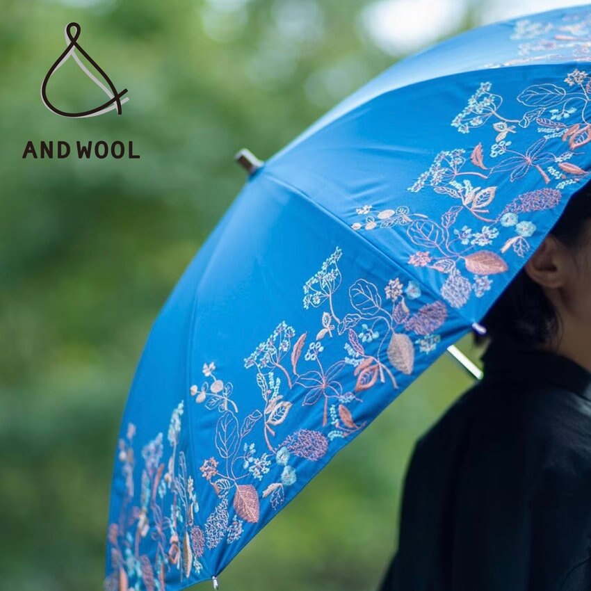 【在庫残り長傘・ブルーのみ!!】人気の晴雨兼用日傘シリーズ「窓辺の花刺繍デザイン」※UV・紫外線カット率99％以上