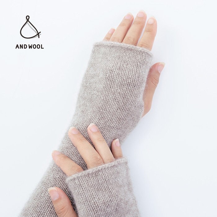 至高の心地良さ【ニット屋さんの上質なカシミヤ】目にも楽しいカラーバリエーションを色毎にご紹介！ベージュ編