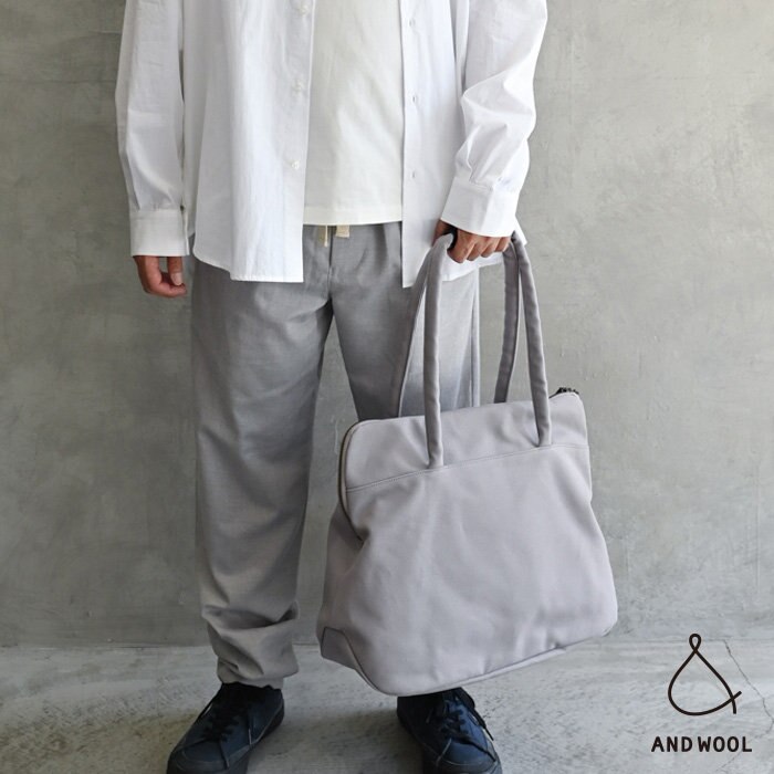 父の日ギフトにもおすすめ【男女兼用で使える】デイリーにも小旅行にもお勧めの大容量ながらシンプル軽量な帆布バッグ