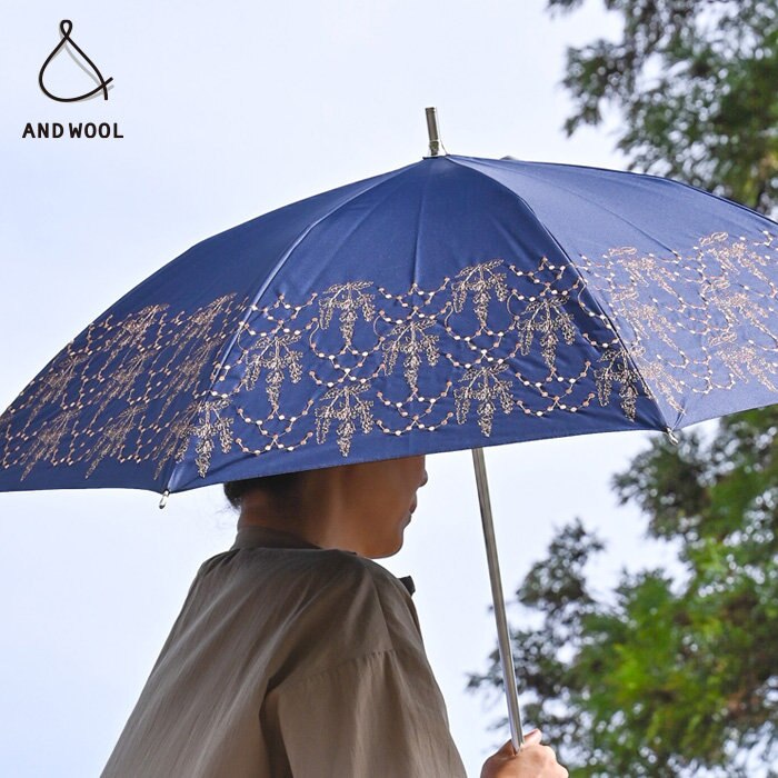 【AND WOOL 定番人気】UVカット率99%以上の一級遮光で安心、華やかな刺繍の晴雨兼用傘