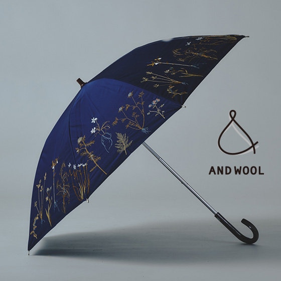 上品なボタニカル刺繍 × 一級遮光の高機能生地で、もっと快適に