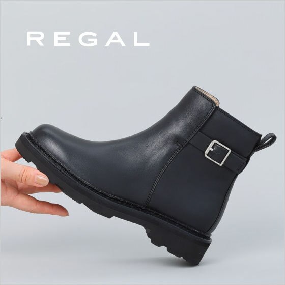 REGAL｜アクセントを添えるバックルデザインブーツ