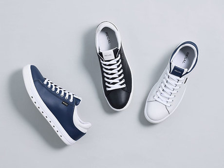 REGAL｜機能が息づく洗練コートスニーカー | ONWARD CROSSET