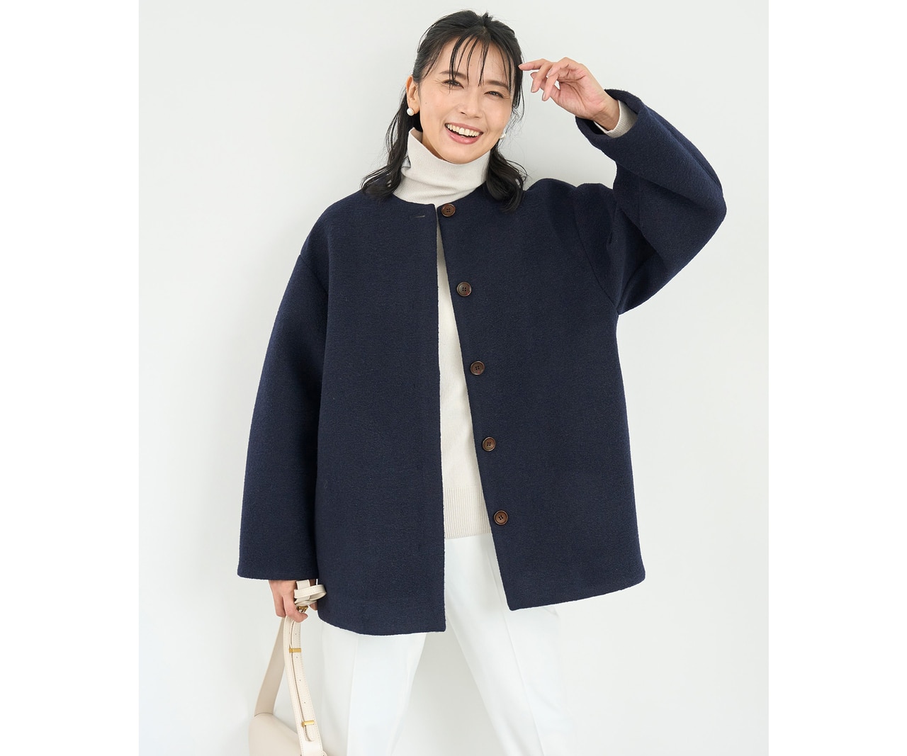 ノーカラーコート