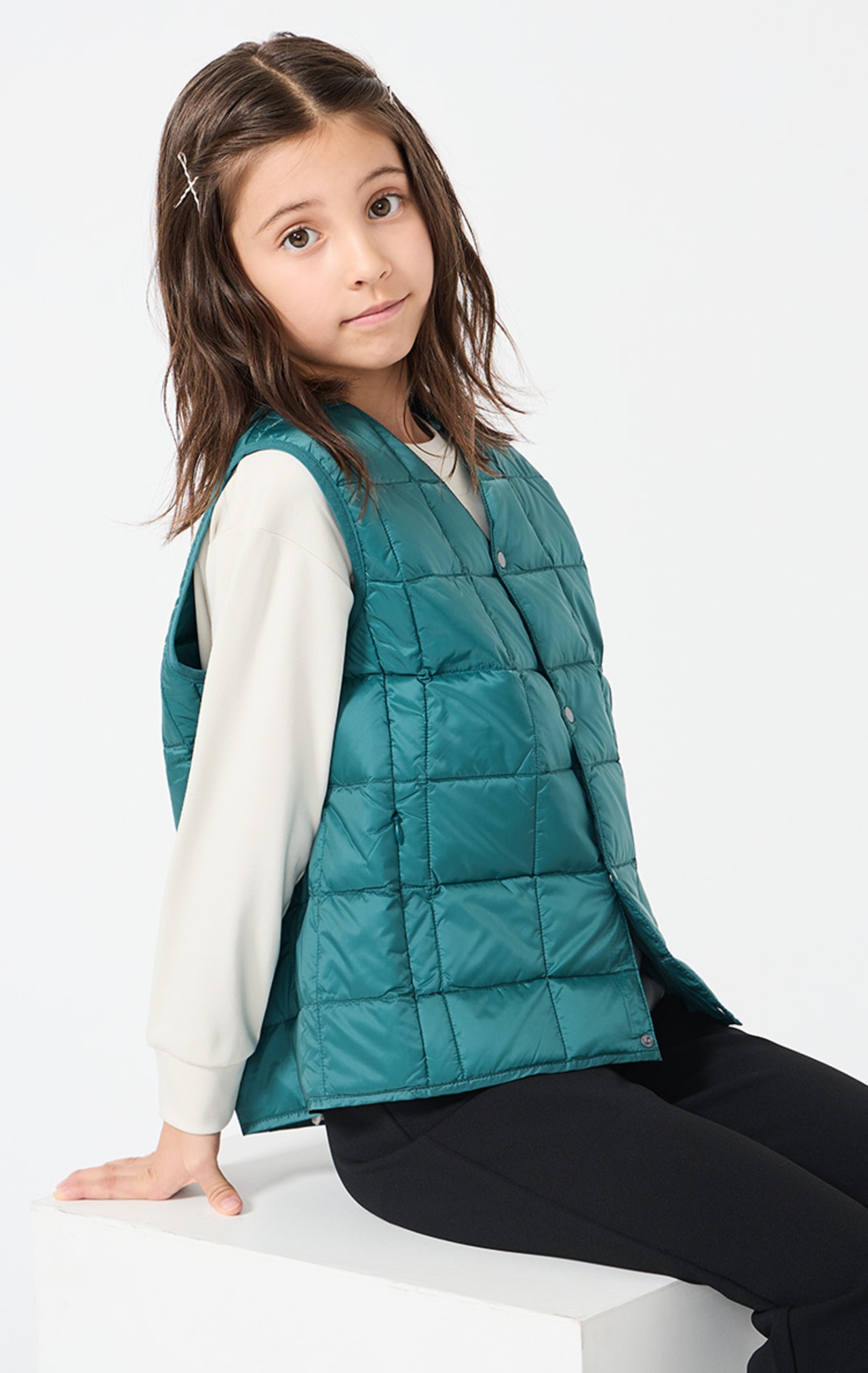 Vネック ダウンベスト