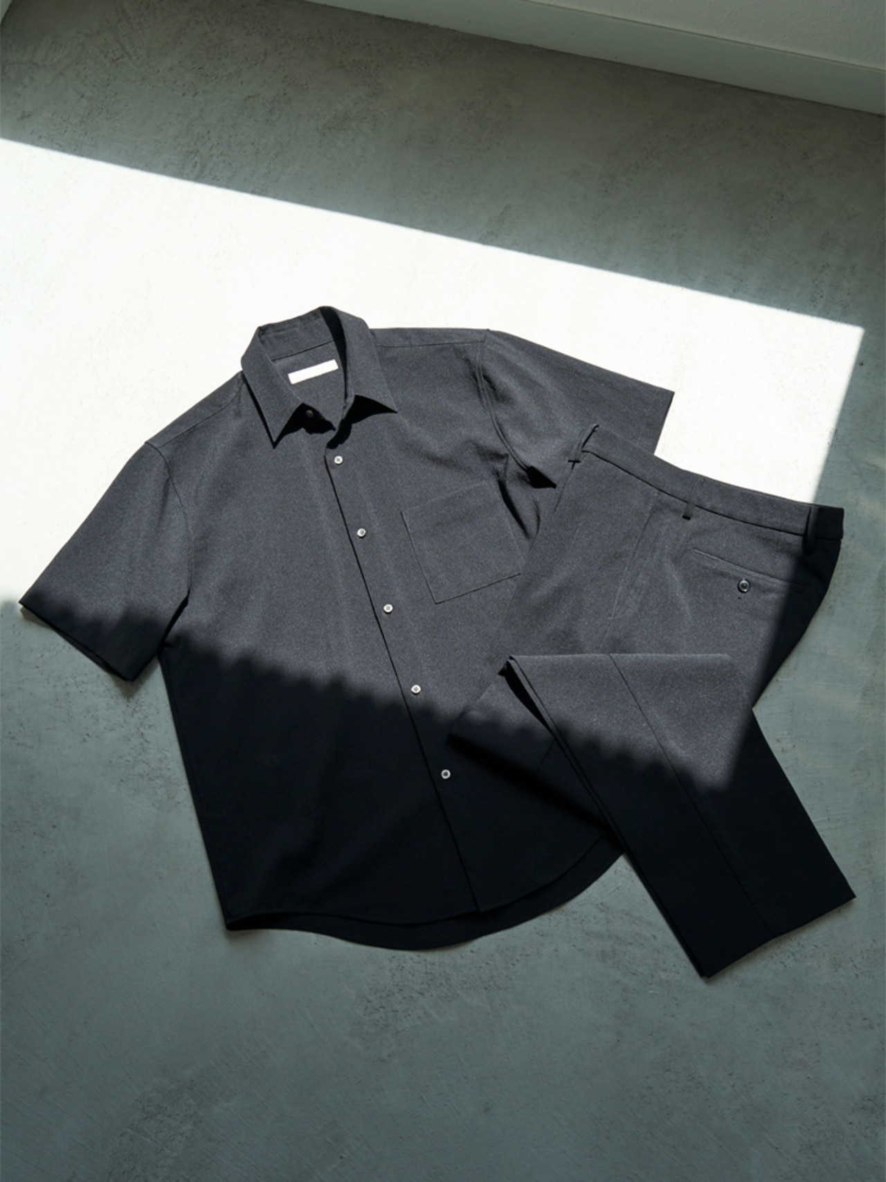 ブルーズムーブシャツとブリーズムーブ機能美パンツ