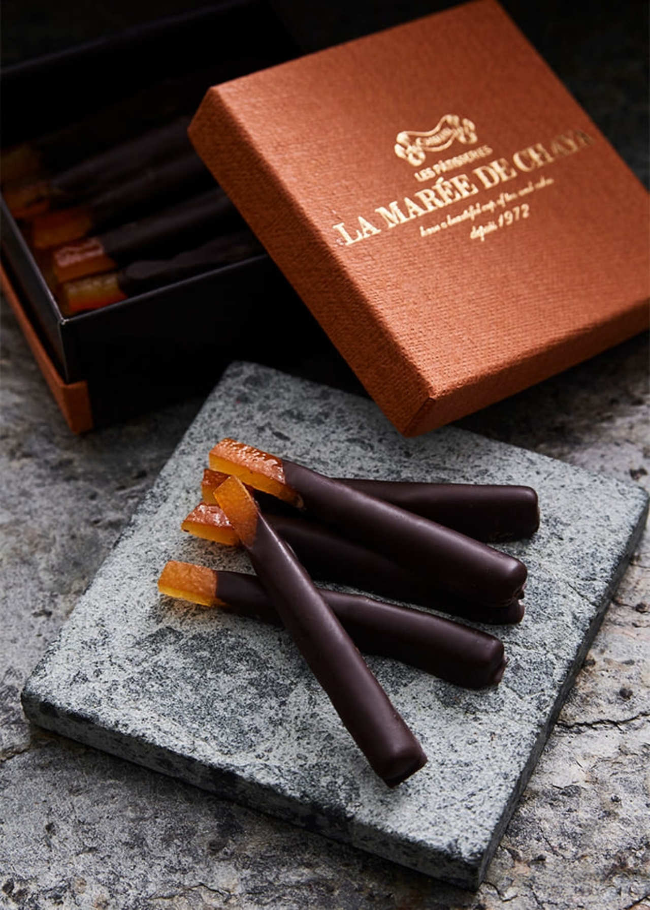 ホロ苦テイストでお酒との相性もいいオランジェット