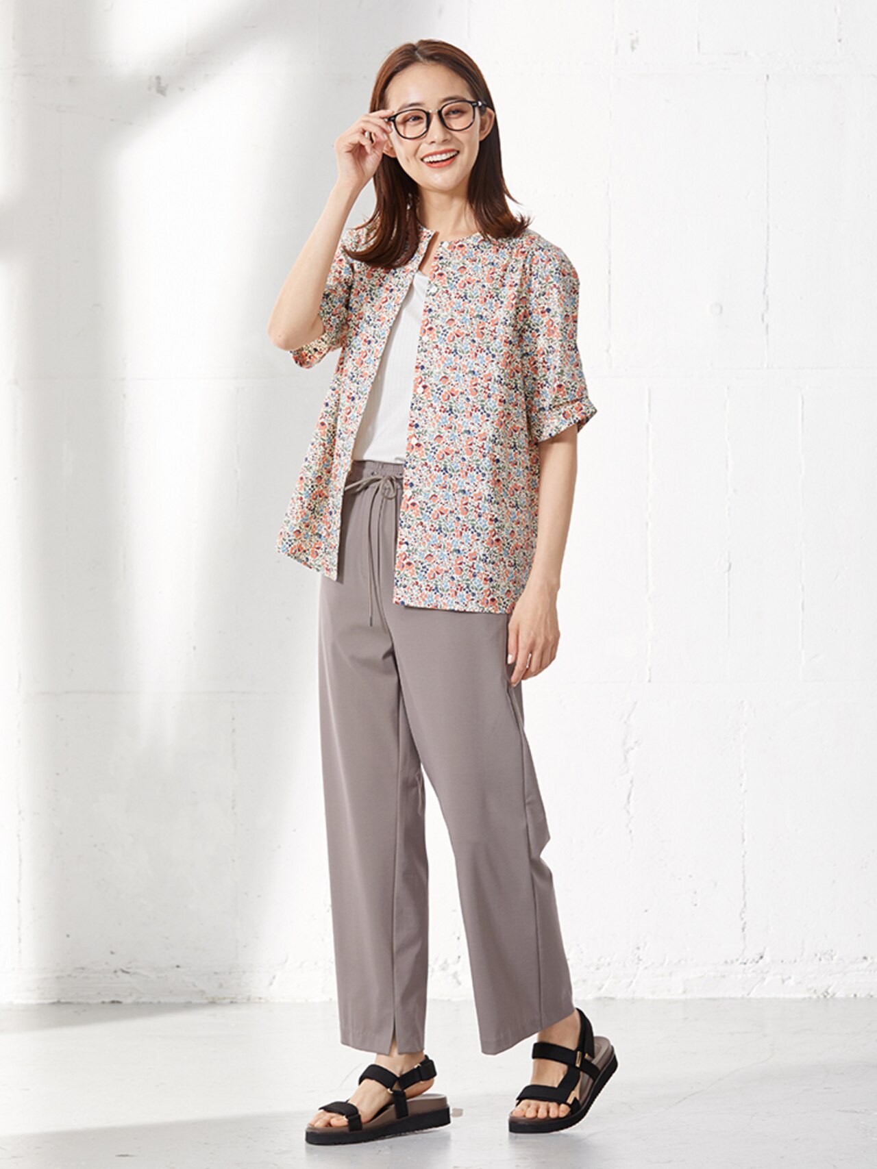 LIBERTY ノーカラーブラウス