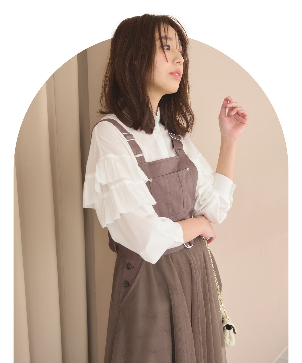 フリル ブラウス