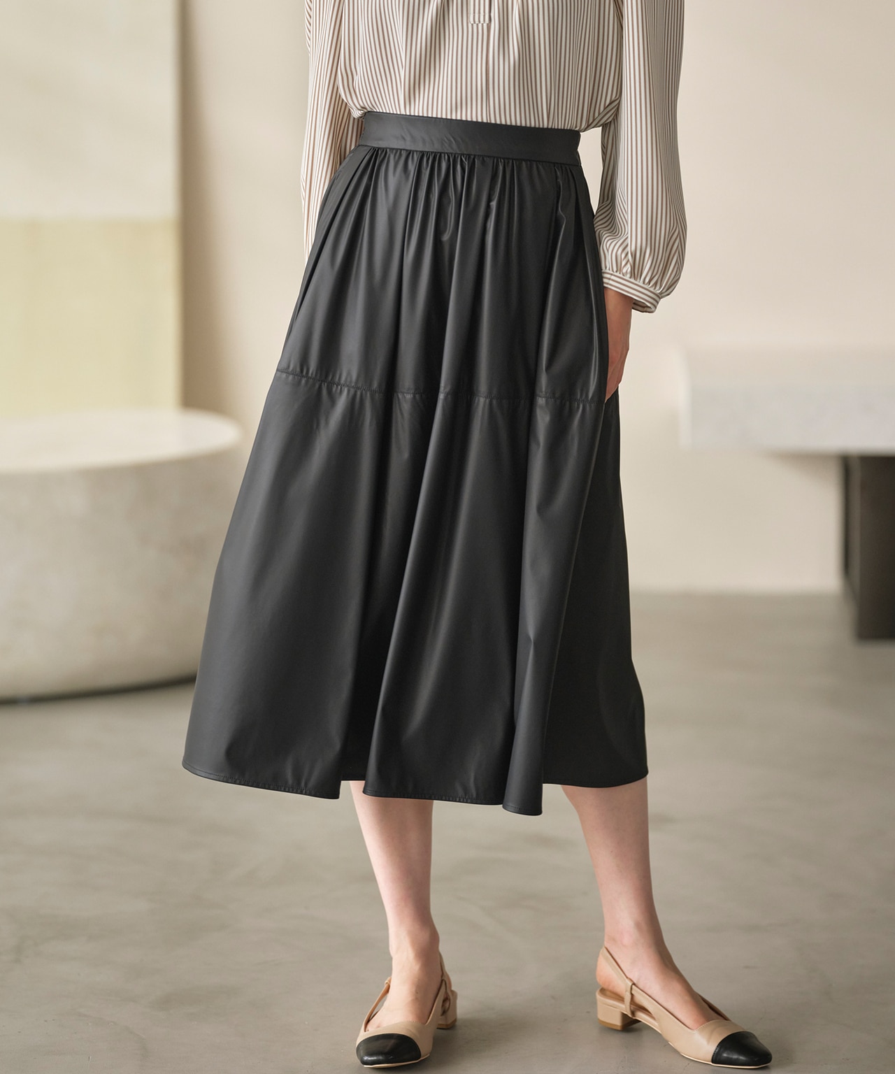 コーデが華やぐ“秋素材”の新作スカート | ONWARD CROSSET