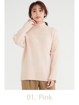 ピンクのハイネックニット プルオーバー