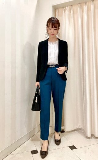 【蓄熱効果】サーモトロン 2WAYストレッチ テーパードパンツ