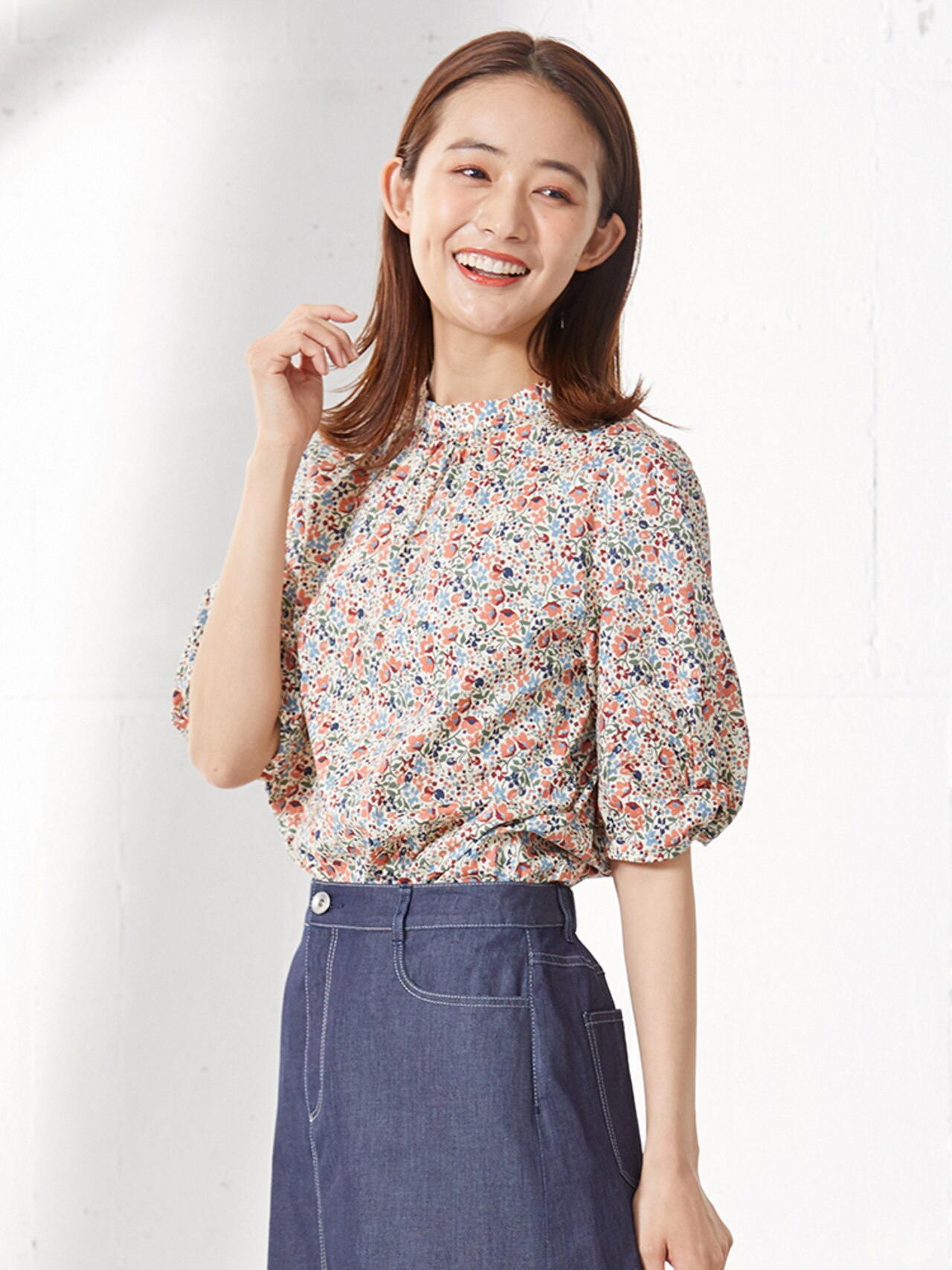 LIBERTY スタンドカラーブラウス