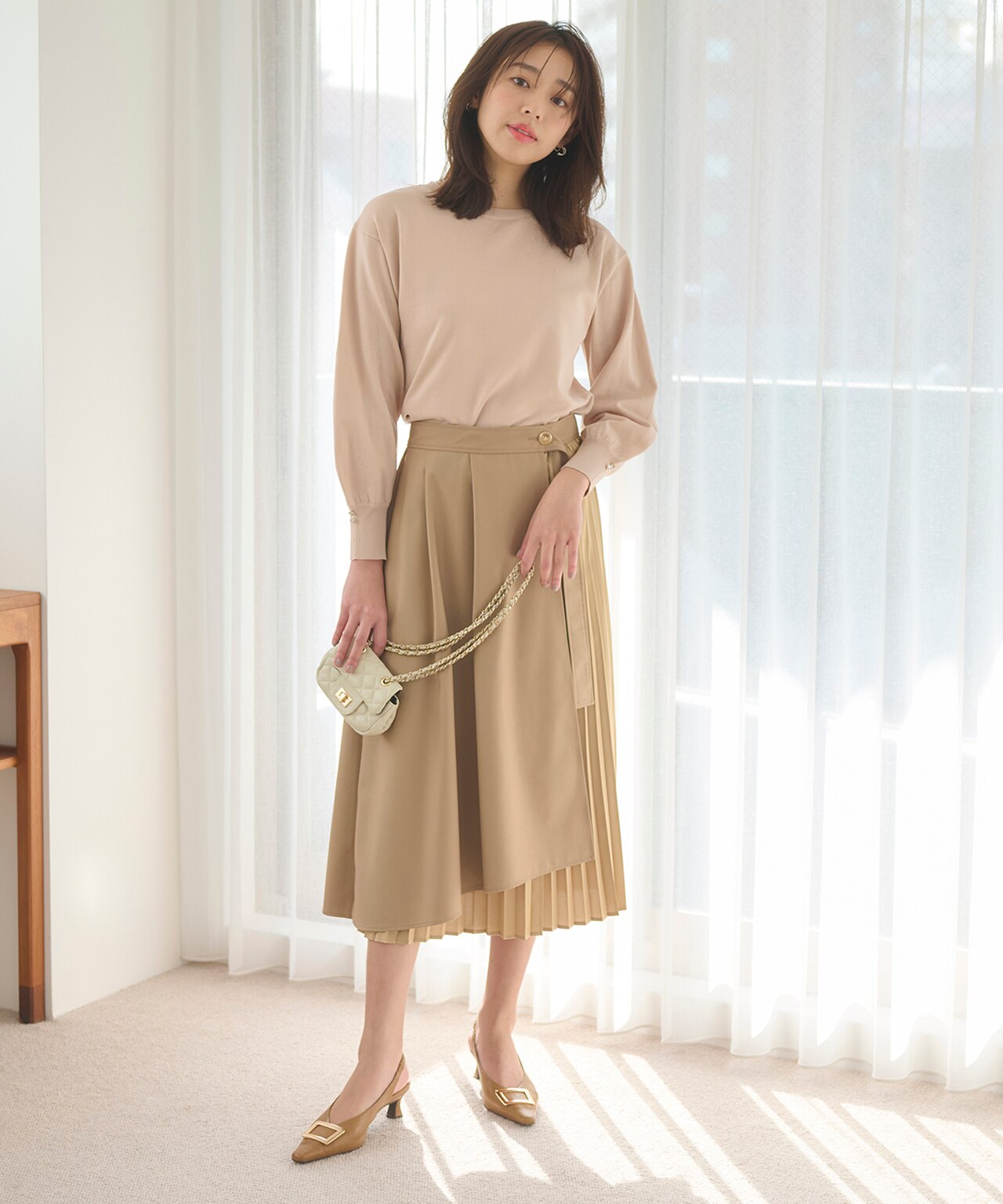 ビジューポイント ニット