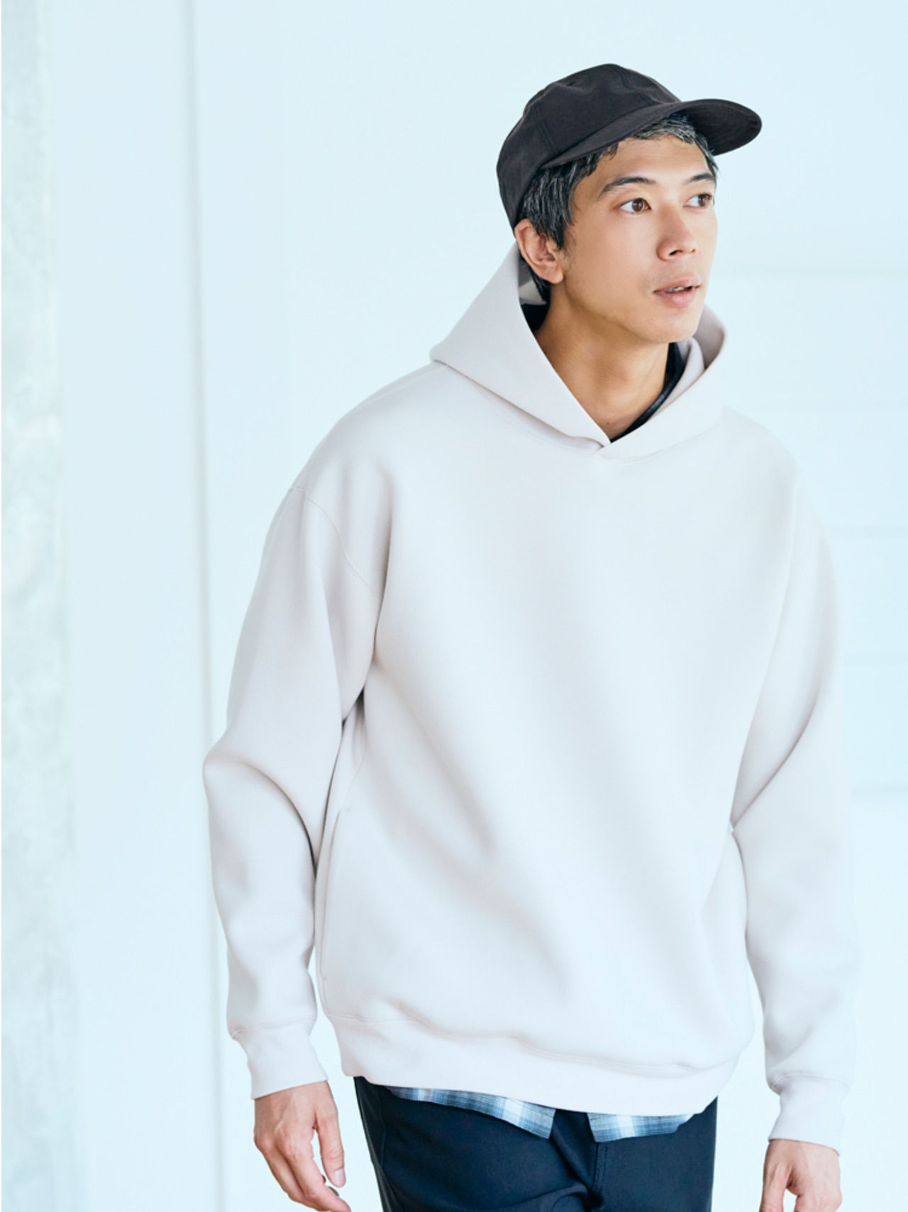 ビューティフォルムジャージーのパーカの着こなし