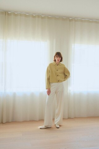 Short Coat ショートコートで 軽やかに、暖かく